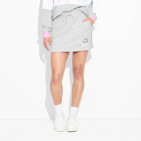 Hello Kitty Colorblock Mini Graphic Skirt - Size XL - Heather Gray - NWT - Picture 1 of 11